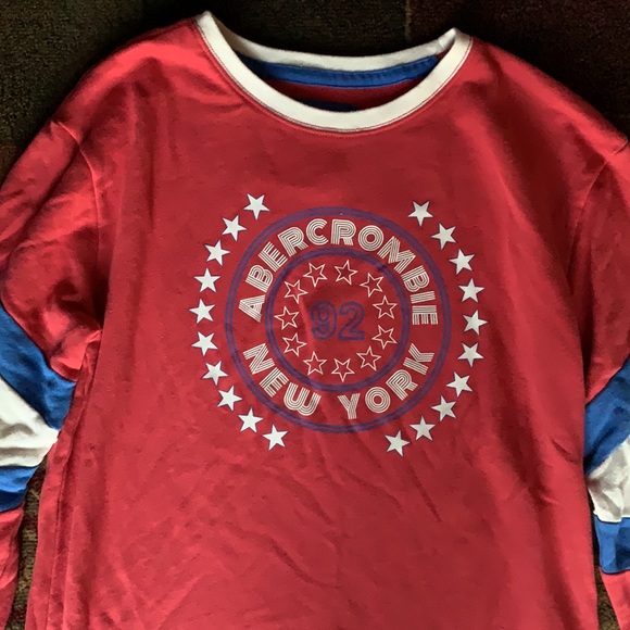 Abercrombie Crew Sweatshirt- size medium - Picture 2 of 3